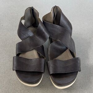 EILEEN FISHER size 9